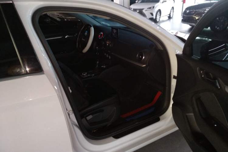 Used Audi A3 2019 Limousine 35 TFSI Ambition China V