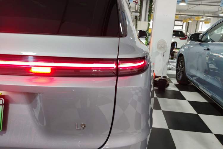 Used Li Auto L9 2022 Max model
