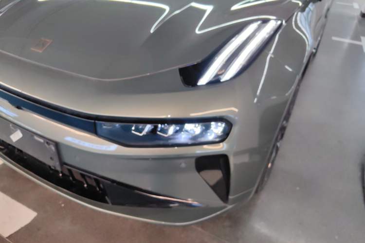 Used Zeekr 001 2025 YOU Edition 100 kWh All-Wheel Drive
