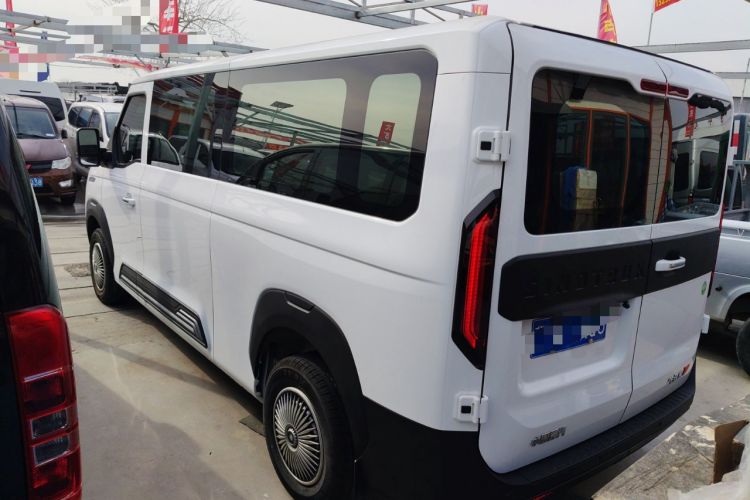 Used  Pioneer V 2024 Multi-Function Edition 2.0T Automatic Mid-Roof Low-Profile