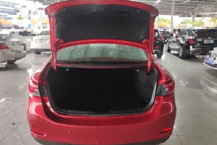 Used Mazda Atenza 2015 2.0L Blue Sky Luxury Edition
