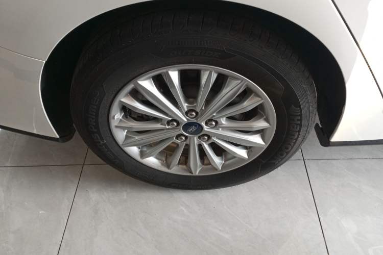 Used Ford Focus 2021 Sedan EcoBoost 180 Automatic Trendy Model