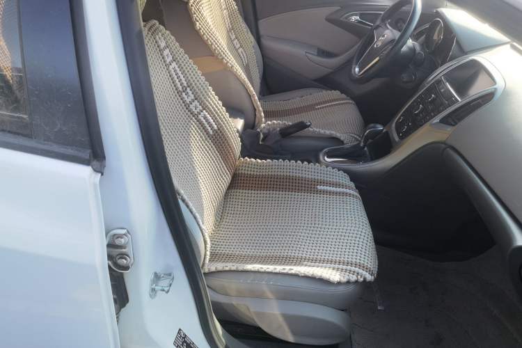 Used Buick GT 2013 XT 1.6L Automatic Fashion Edition