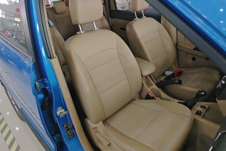 Used Wuling Hongguang 2014 1.5L S Comfort Model
