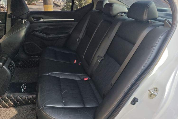 Used Nissan Teana 2019 2.0L XL Upper SmartDrive Version
