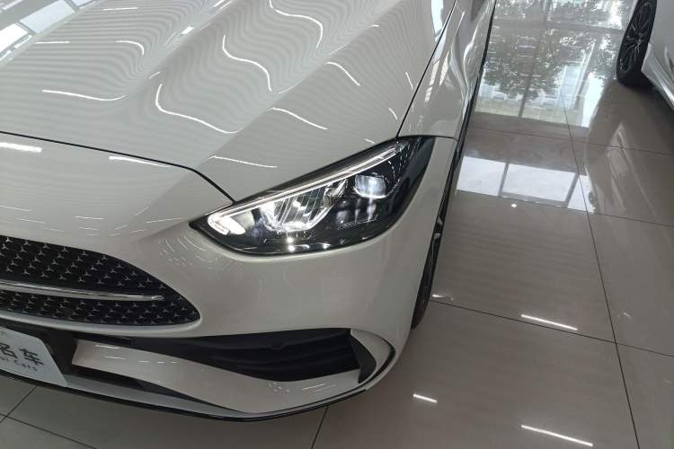 Used Mercedes-Benz C-Class 2024 Second Facelift C 260 L Starry Night Sport Edition
