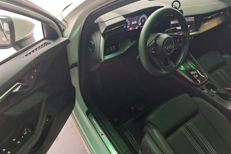 Used Audi A3 2021 Sportback 35 TFSI Fashionable Sports Model
