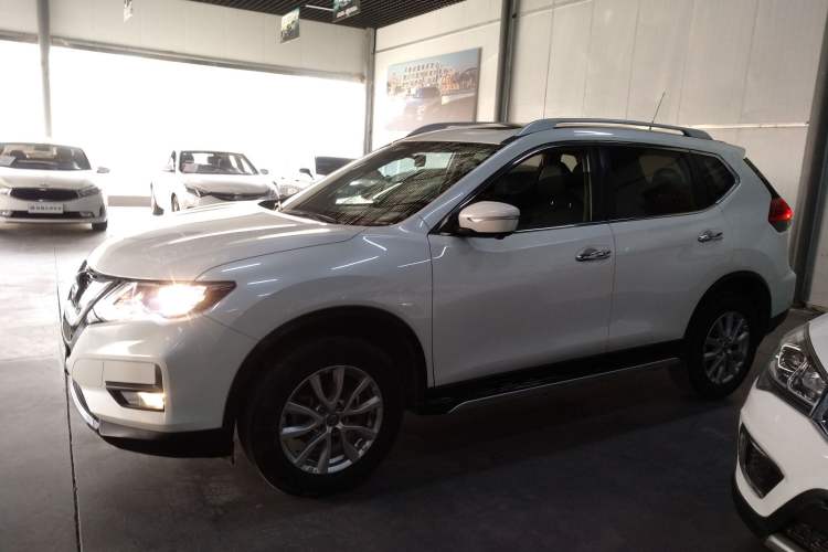 Used Nissan X-Trail 2019 2.0L CVT Smart Connect Comfort Edition 2WD