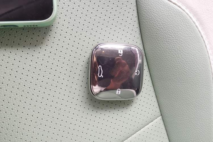 Used  Lumin 2022 210km Sweet Edition
