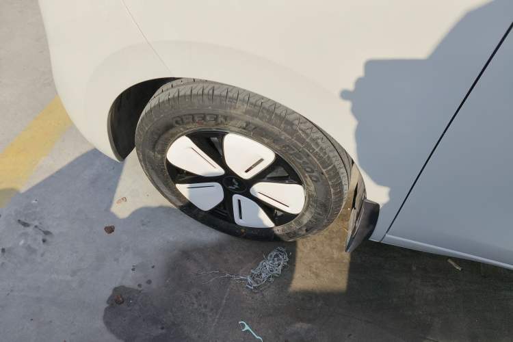 Used Wuling Hongguang MINIEV 2025 Four-Door Version Advanced Edition
