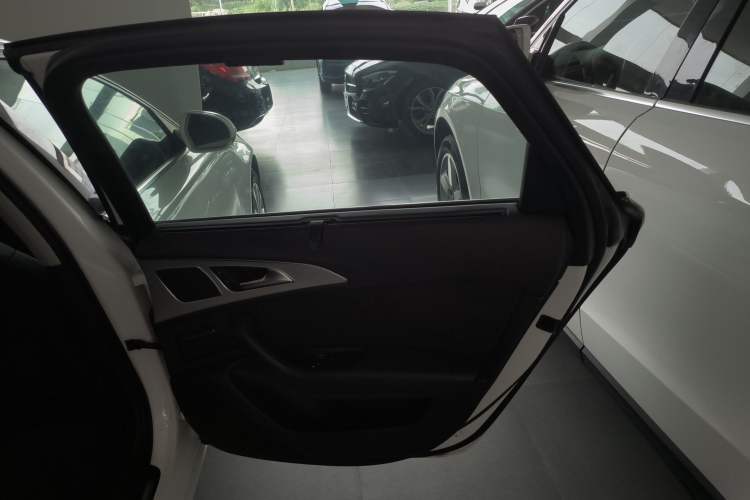 Used Audi A6L 2014 30 FSI Technology Model
