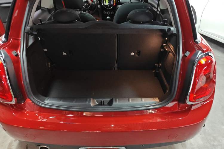 Used  MINI 2016 1.5T COOPER
