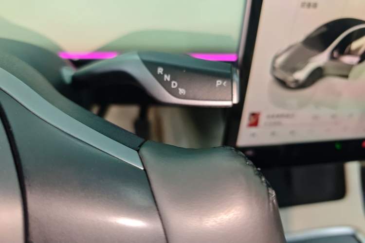 Used Tesla Model Y 2024 Rear-Wheel-Drive Version
