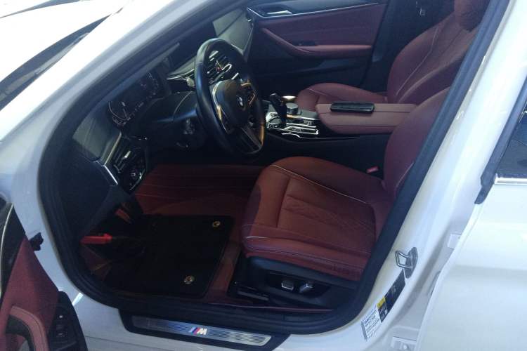 Used BMW 5 Series New Energy 2021 535Le M Sport Package
