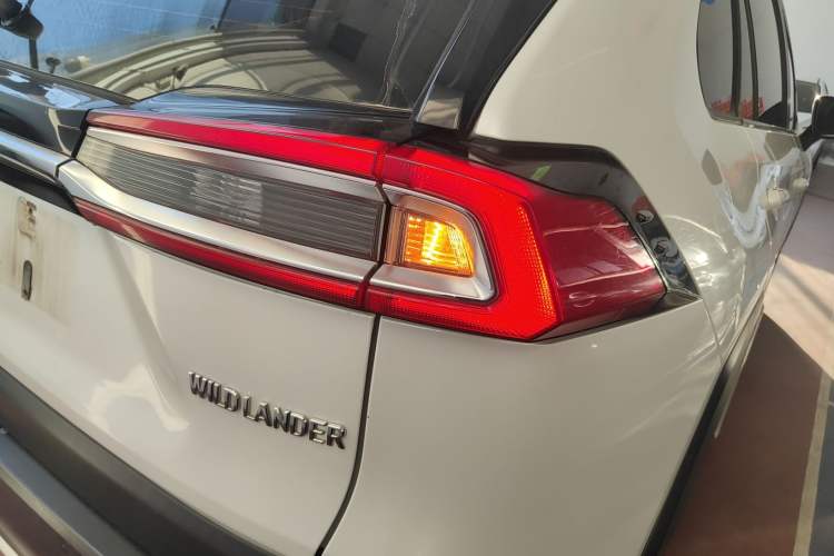 Used Toyota Wildlander 2021 2.0L CVT Two-Wheel Drive Luxury Edition