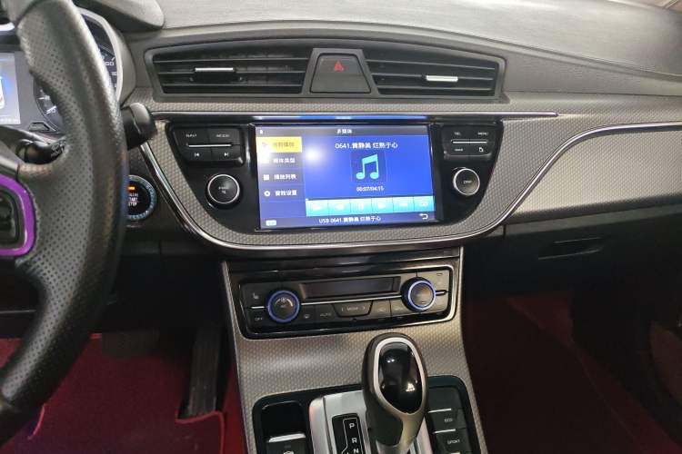 Used Geely Auto Emgrand GS 2016 Elegant Edition 1.3T Automatic ZhenShang Model
