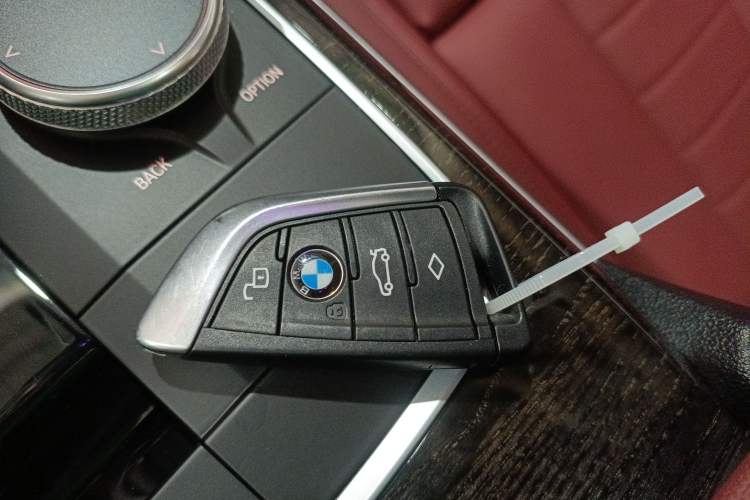 Used BMW 3 Series 2021 Restyled 325Li M Sport Package
