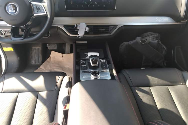 Used BYD Tang New Energy 2018 DM 2.0T All-Wheel Drive Smart Connectivity Luxury Model 7 Seats China V Emission Standard