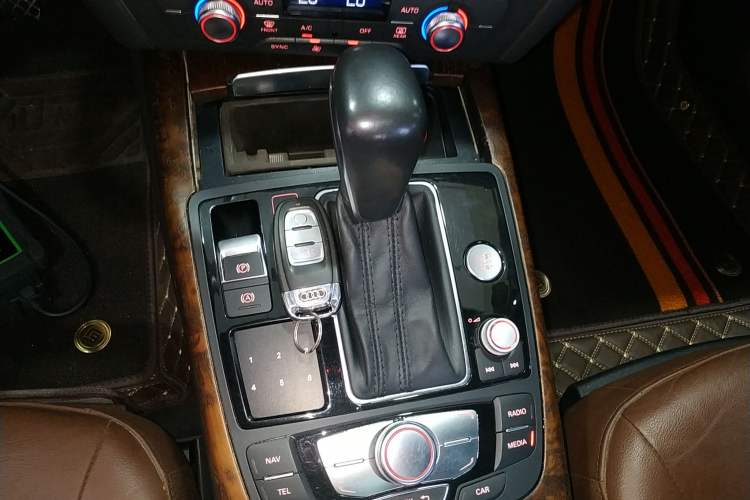 Used Audi A6L 2018 30th Anniversary Edition 45 TFSI quattro Sport model
