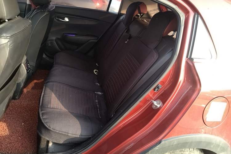 Used Kia KX Cross 2017 1.4L AT GLS