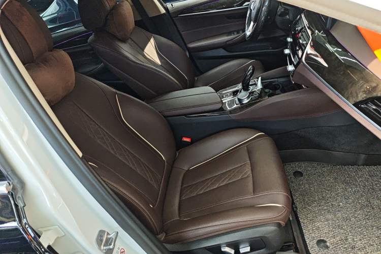 Used BMW 5 Series 2022 Restyled 525Li Luxury Package
