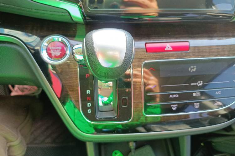 Used Honda Odyssey 2015 2.4L Smart Edition