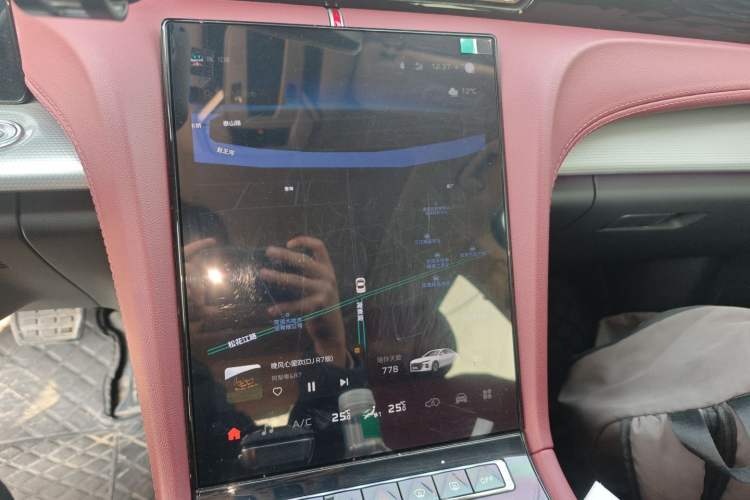 Used Hongqi H5 2024 2.0T Automatic Smart Connect Flagship Edition
