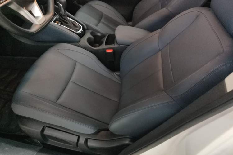 Used Nissan Qashqai 2025 Facelifted Honor 2.0L CVT XV Genuine Edition
