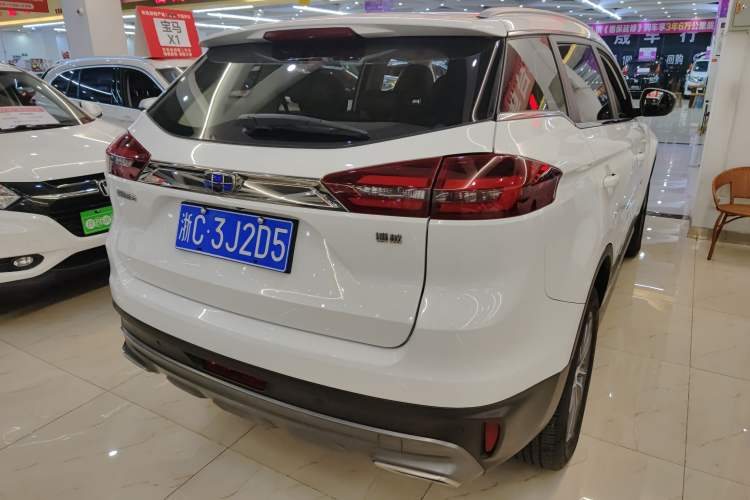 Used Geely Auto Emgrand X7 Sport 2020 1.8TD DCT Two-Wheel Drive Smart Connect 4G-Enabled Version
