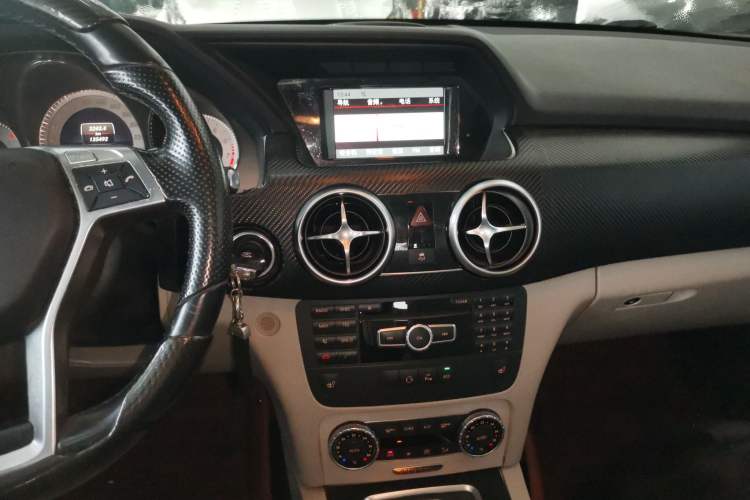 Used Mercedes-Benz GLK-Class 2015 GLK 260 4MATIC Fashion Edition Ultimate Version