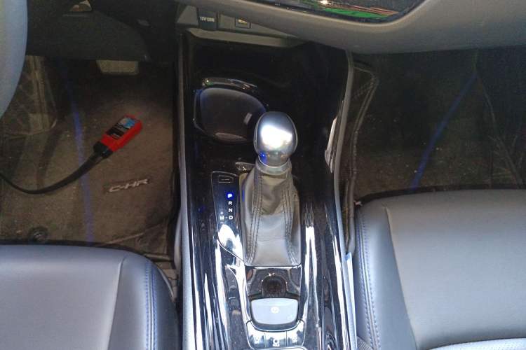 Used Toyota C-HR 2021 2.0L Luxury Edition
