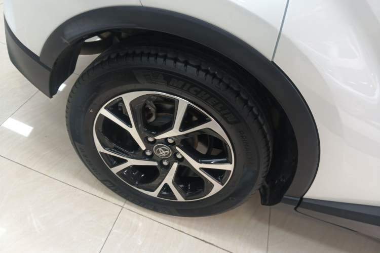 Used Toyota C-HR 2018 2.0L Leading with Sunroof China VI Standard
