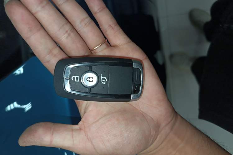 Used Ford Edge 2023 Ford Explorer L 2.0T EcoBoost Four-Wheel Drive 7-Seater Supreme Model
