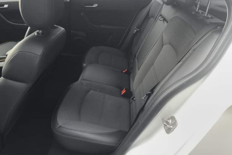 Used Qoros 3 2016 Urban SUV 1.6T Automatic Zhiyue Model
