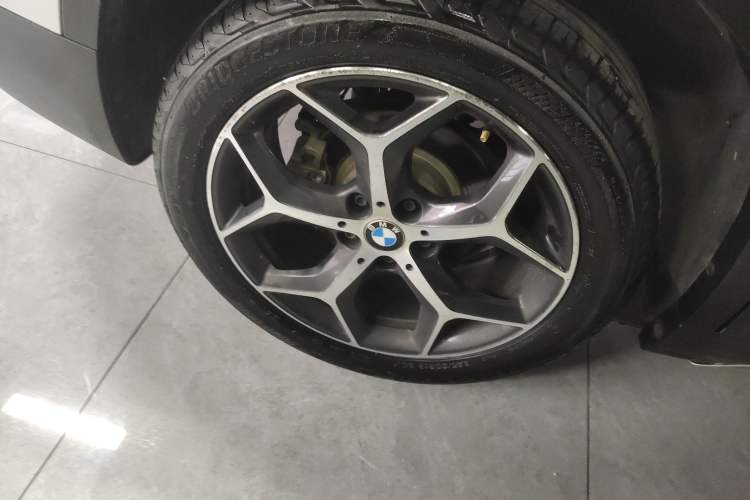 Used BMW X1 2019 sDrive18Li Premium Edition
