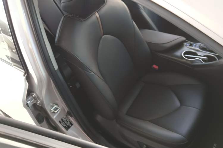 Used Toyota Camry 2021 Dual-Motor 2.5 HGVP Leading Edition
