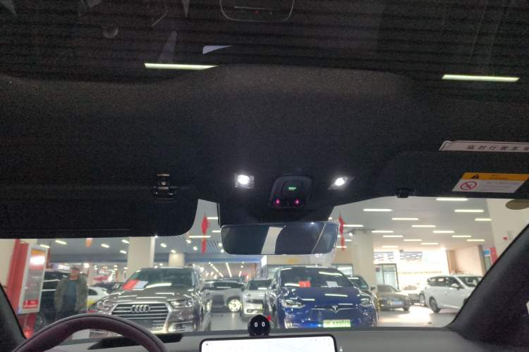 Used Nio ET5T 2025 75 kWh Touring
