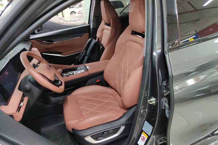 Used Changan CS75 PLUS 2023 3rd Generation 1.5T Automatic Prestige Model