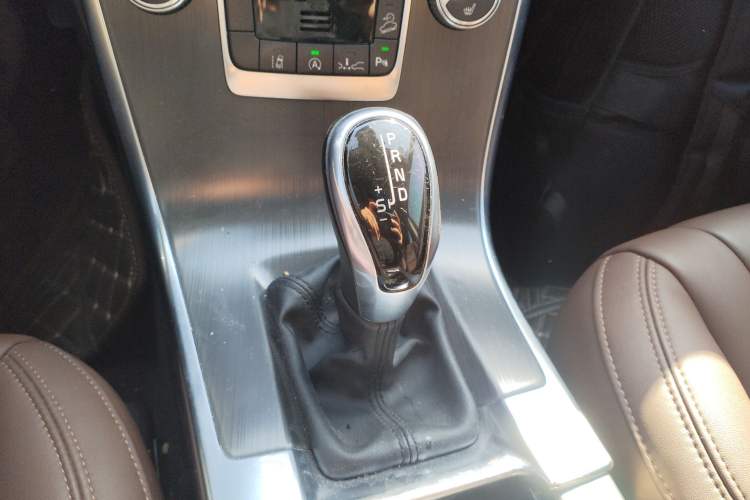 Used Volvo XC60 2016 T5 AWD Zhiyuan Edition
