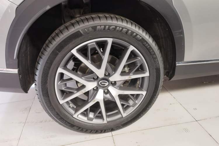 Used GAC Trumpchi GS8 2022 Linghang Series 2.0 TGDI Two-Wheel-Drive Luxury Smart Connectivity Version (7 Seats)
