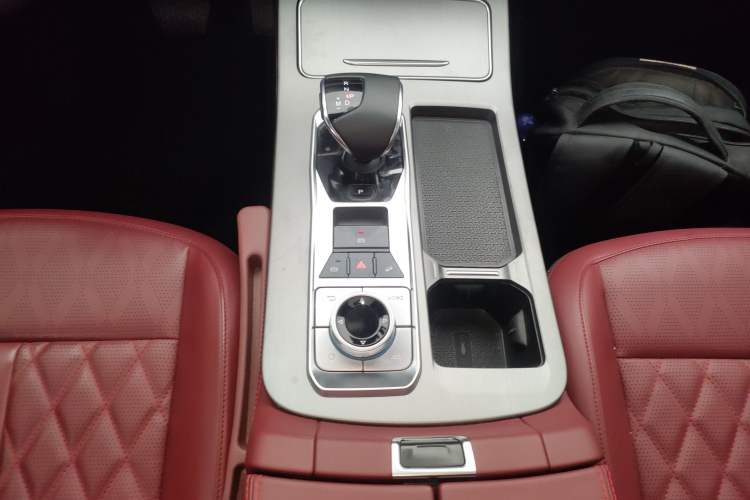 Used JETOUR X70 PLUS 2024 Champion Edition 1.5T DCT Champion MAX 5-Seater
