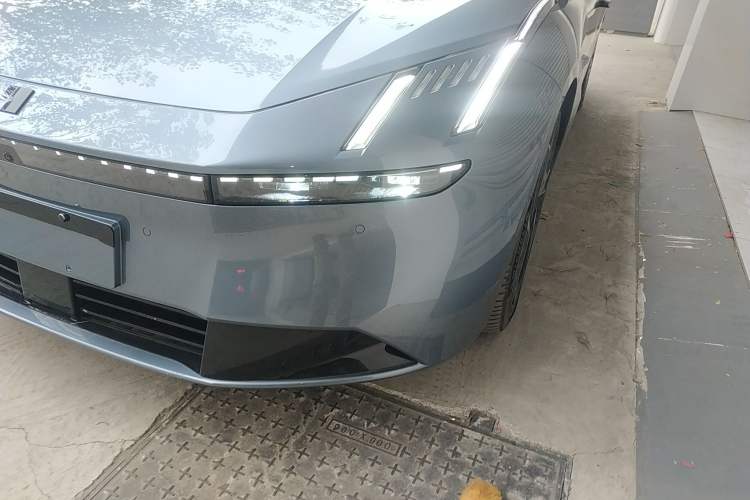 Used Lynk & Co Z10 2025 95 kWh 702 km All-Wheel Drive Intelligent Driving Ultra