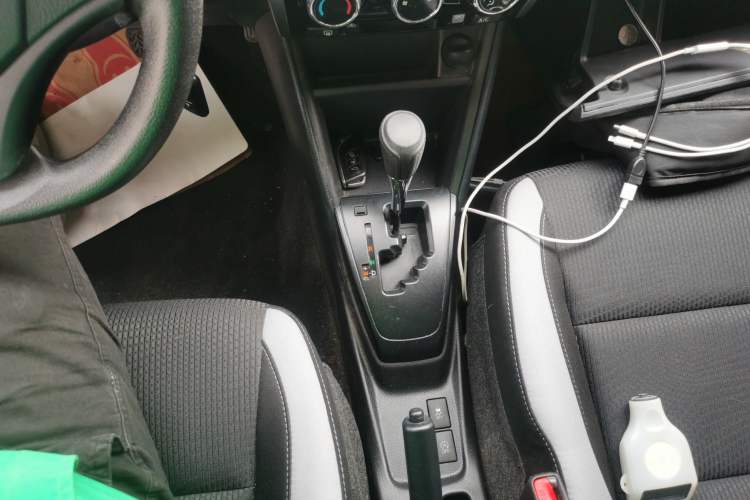 Used Toyota YARiS L 2021 X-Trail 1.5L CVT Leading Edition