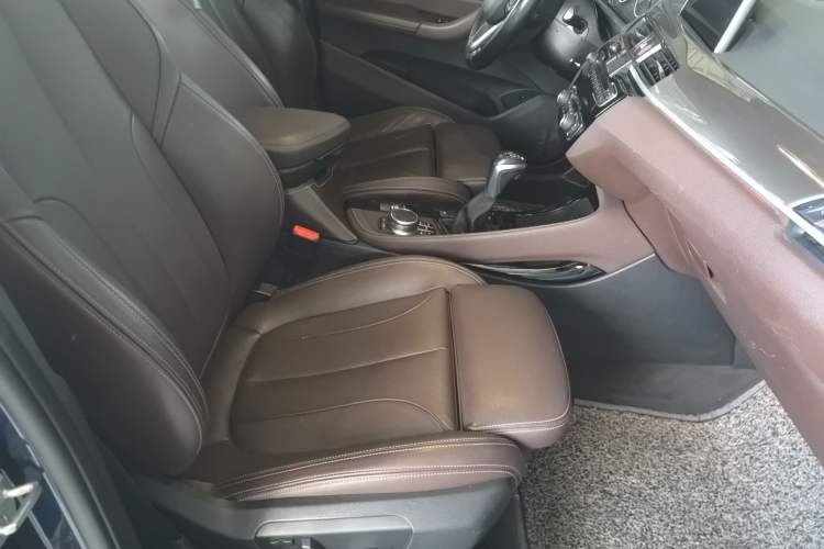 Used BMW X1 2018 xDrive20Li Luxury Model