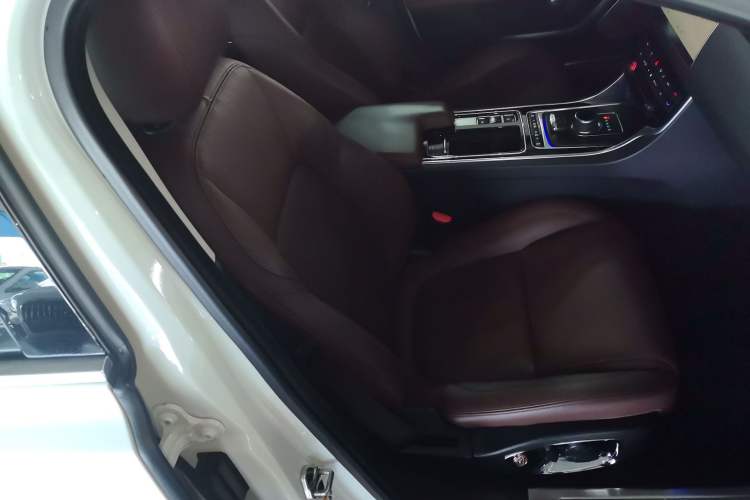 Used Jaguar XFL 2020 XFL 2.0T P250 Two-Wheel-Drive Luxury Edition