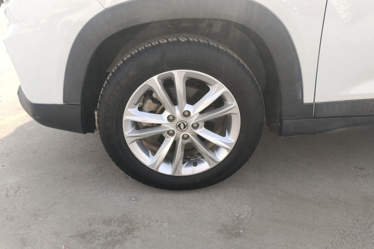 Used Dongfeng Fengon S560 2018 1.8L Manual Urban Model 7 Seats