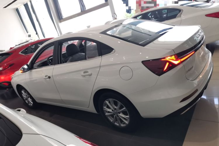 Used Roewe i5 2023 1.5L CVT Luxury Edition
