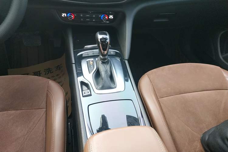 Used Buick Regal 2019 20T Elite Version China VI Standard
