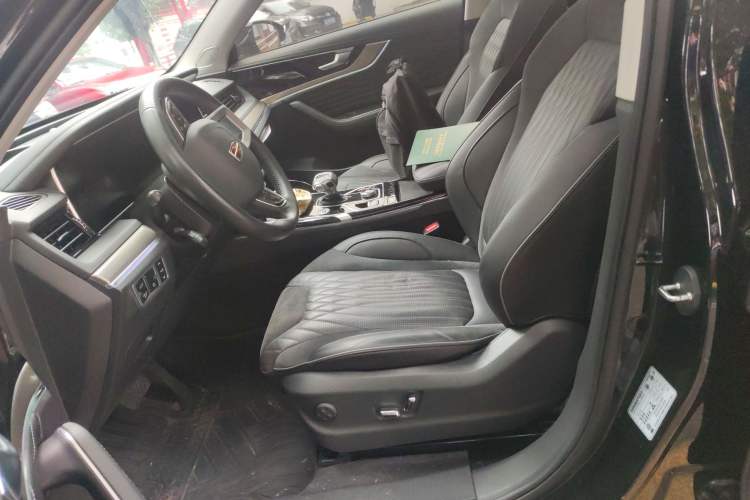 Used Hongqi HS5 2022 Revised Version 2.0T Smart Connect Flagship Edition
