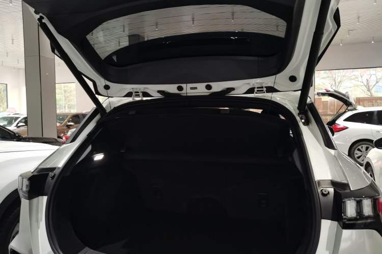 Used Lynk & Co 06 2023 Remix 1.5T JinPro